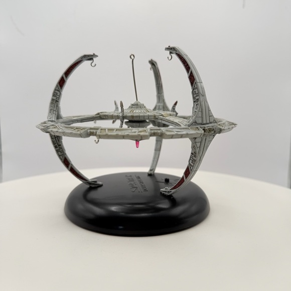 Hallmark Star Trek Ornaments Deep Space Nine & Voyager with Worf & Borg Designs - Picture 3 of 15